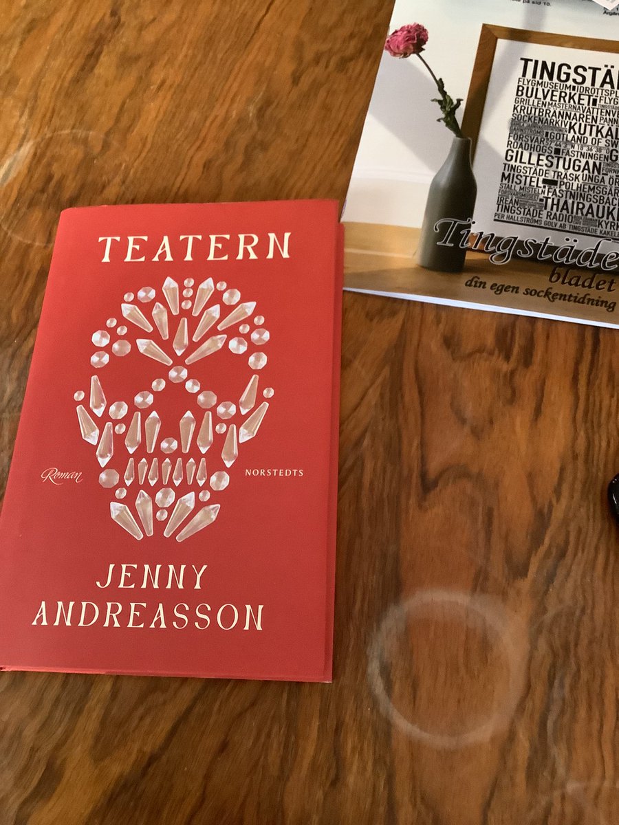 qaismah's tweet photo. Tack för boken, Jenny Andersson. 🙏🏾 Ser fram emot att få läsa  boken ASAP.  🙌🏾#KDT #Orionteatern #Norstedts https://t.co/87rTrL2xlb