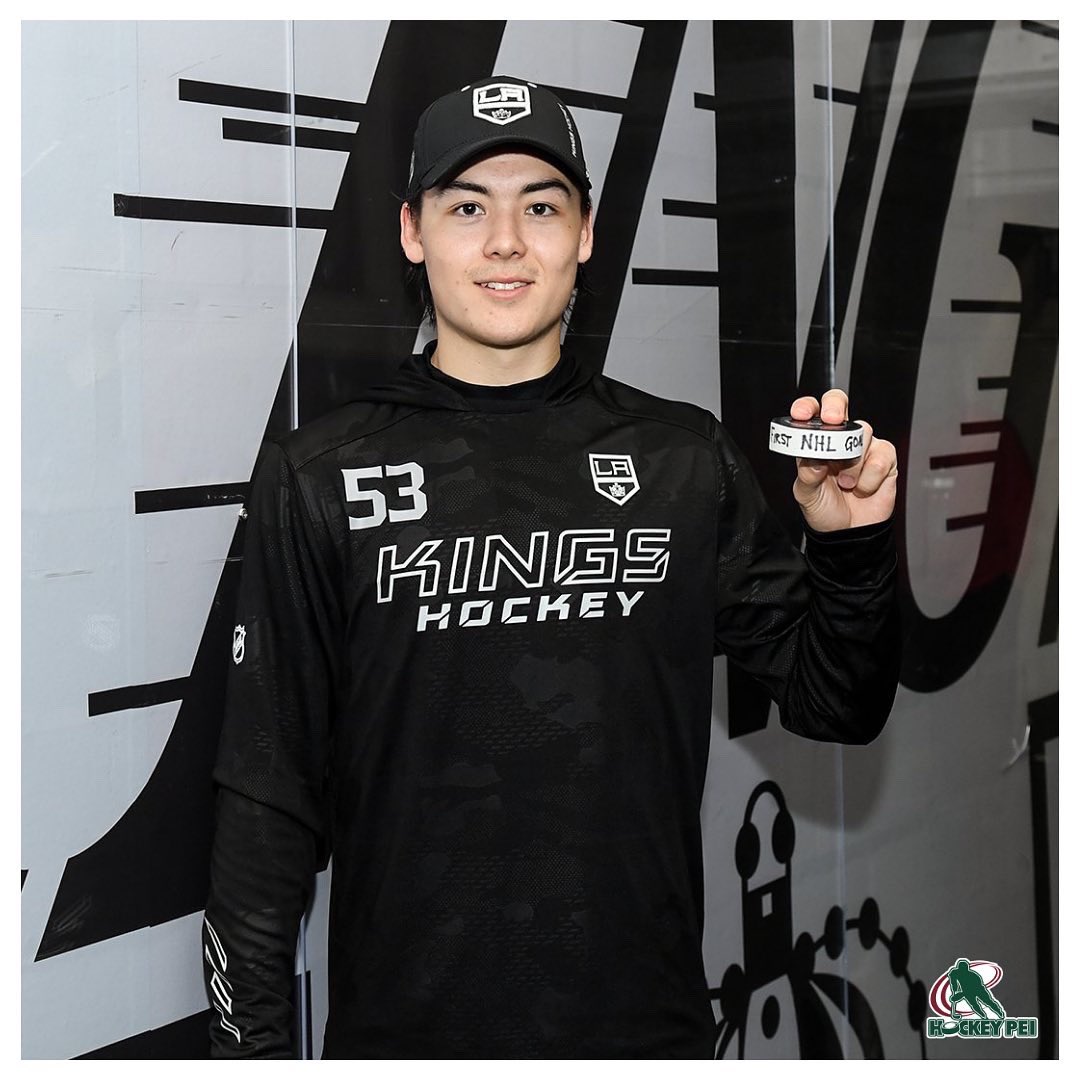 Congrats, Spenny! 💚☝️

#PEIProud | <a href="/LAKings/">LA Kings</a> | <a href="/NHL/">NHL</a>