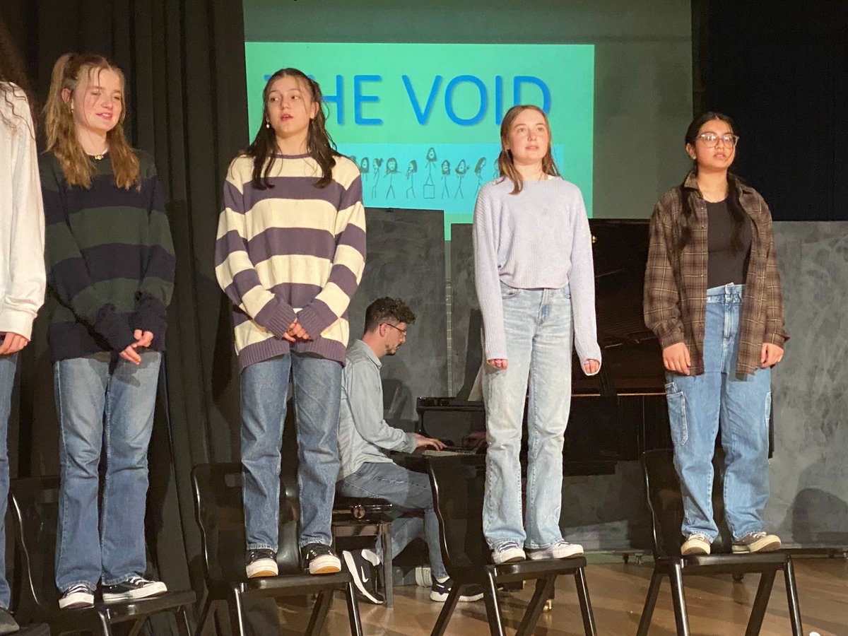 @CoLAHG_Drama tweet media