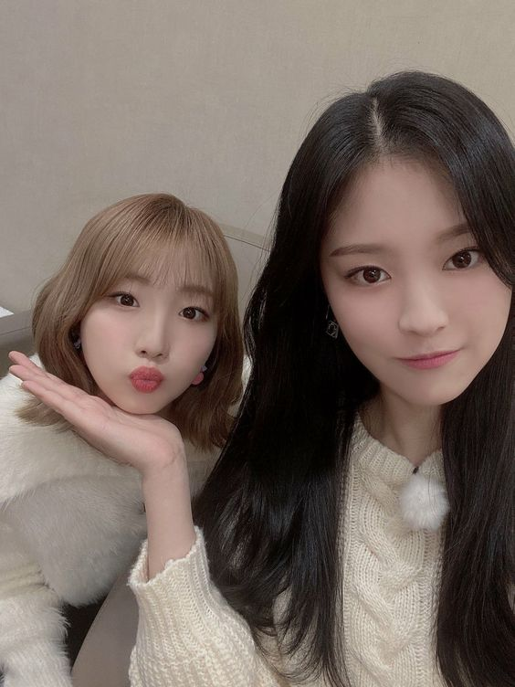 cafe4ggs's tweet photo. order: brownies and iced tea
for: @zZzyeojins

from: hyunjin, yeojin, yujin and @tzusouis
message 💌: i love u https://t.co/q5IFJwVVUg
