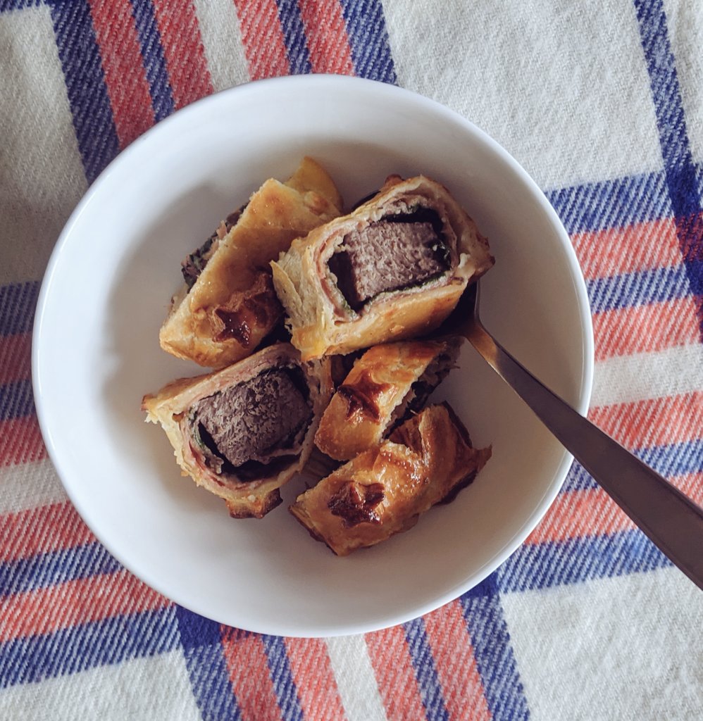 Miriam Nice tweet media