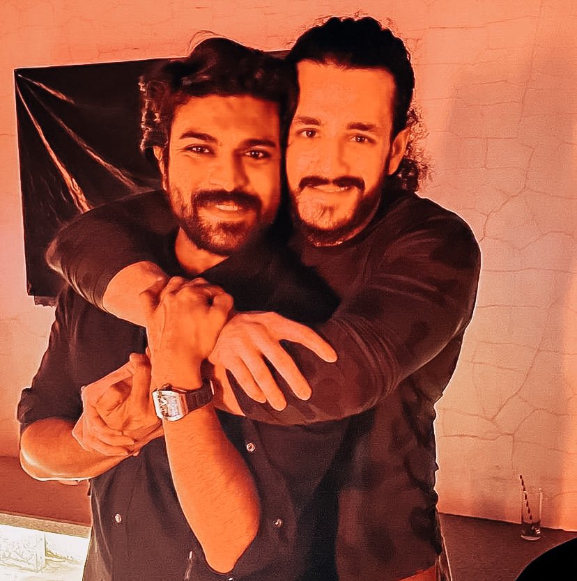 deepaksomisetty's tweet photo. .@AkhilAkkineni8 &amp; @AlwaysRamCharan ❤️✨

#HBDRamCharan https://t.co/p0j0YgzeaR