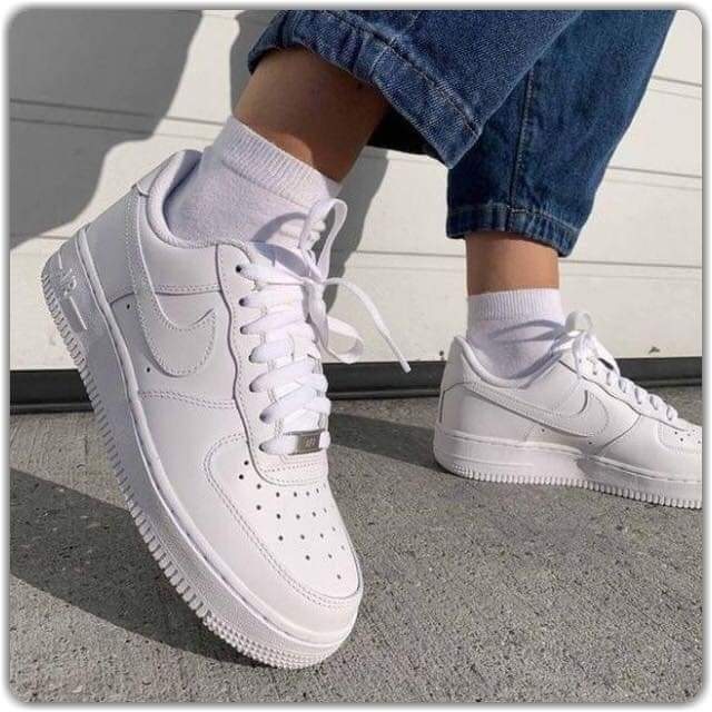 kimberlyfungai's tweet photo. A Sole for All. 

From as little as US$20 you can get a pair. Deliveries are every mid month and monthend. Open my foot locker on https://t.co/okOqxJ3g12 and see what's on offer. Good quality at an affordable price.
@iMisred @redmarketsunday @RyanKatayi 
#redmarketsunday https://t.co/xFzGcHpe2C