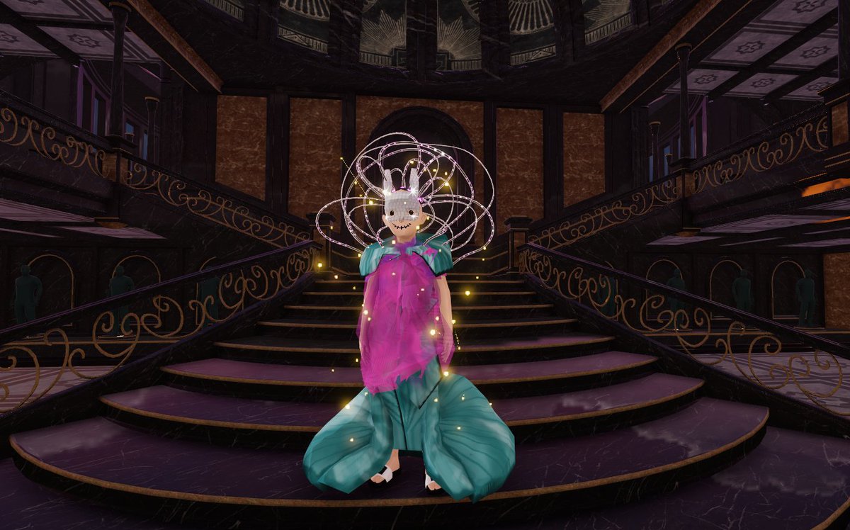 tomasu_eth's tweet photo. Last day of @decentraland #MetaverseFashionWeek ❗️ Thank you all the creators, you are making this world so amazing ❤️ https://t.co/5hlOMMVkls