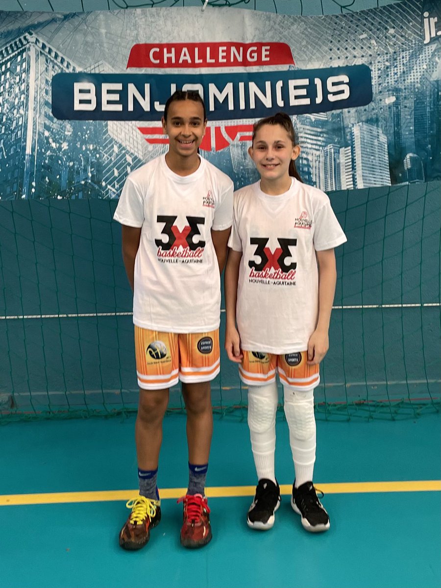 LimogesABC's tweet photo. #challengebenjamin Kayna Alagnous et Océane Giry sont en Finale régionale du Challenge benjamine, ce dimanche à Brive. Les deux joueuses U13 du Limoges ABC vont tenter de décrocher leur place pour la finale nationale à l’Accor Arena. Une expérience unique 🔵🔴 #allezlesfilles https://t.co/U5z7lZYGeq