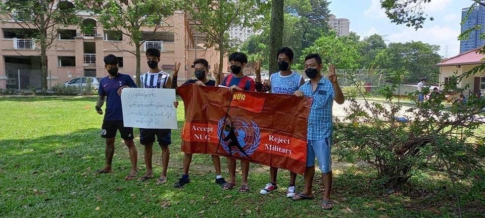 2021Revtweets's tweet photo. On March27, leaders of the NLD Party and youngsters from the liberated areas of #Malaysia joined a protest of the Fascist Revolution to overthrow the #MilitaryDictatorship.
#ICRC_HelpYouthActivists
#2022Mar27Coup
#WhatsHappeningInMyanmar https://t.co/W24IS2EvHs