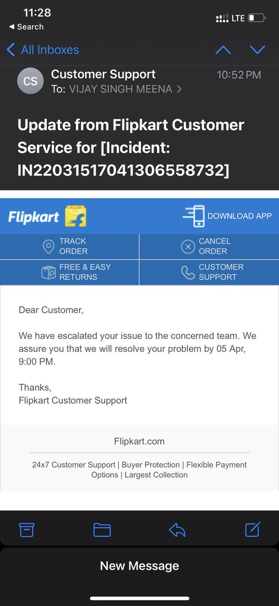 VIJAYMEENAMBBS's tweet photo. i received different parcel from Flipkart but they are saying that refund and replacement is not possible? multiple times i am calling to customer support they didn't respond, Like this way Flipkart making fool .#cheater_flipkart @flipkartsupport @Ekart @Flipkart @jagograhakjago https://t.co/Hi6iIapYdC