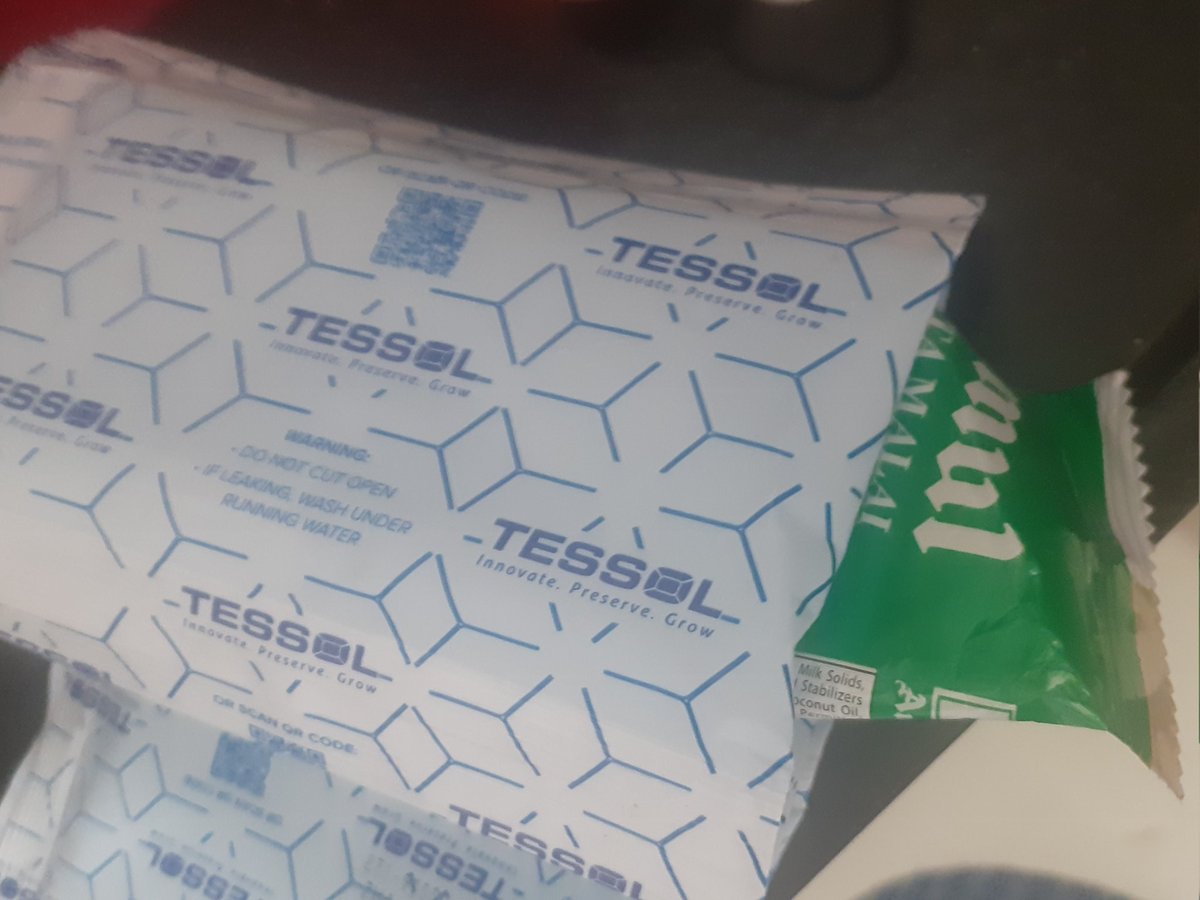 ShrinathKopare's tweet photo. @DunzoIt loved the service. Just ordered kulfi and they sent it wrapped in ice bag. @Amul_Coop #happycustomer https://t.co/t6YevskiW3