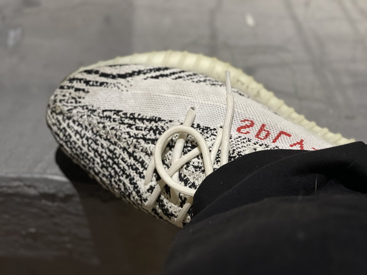I have my mental health issues. If you couldn’t tell by choice in footwear tonight. #yeezys #ye #yeezy #Sneakers #sneakerhead #sneakerheads #sneaker #comedy #funny #standupcomedy #comedian #justajoke #ireallydohavementalhealhissues 🤣🤣