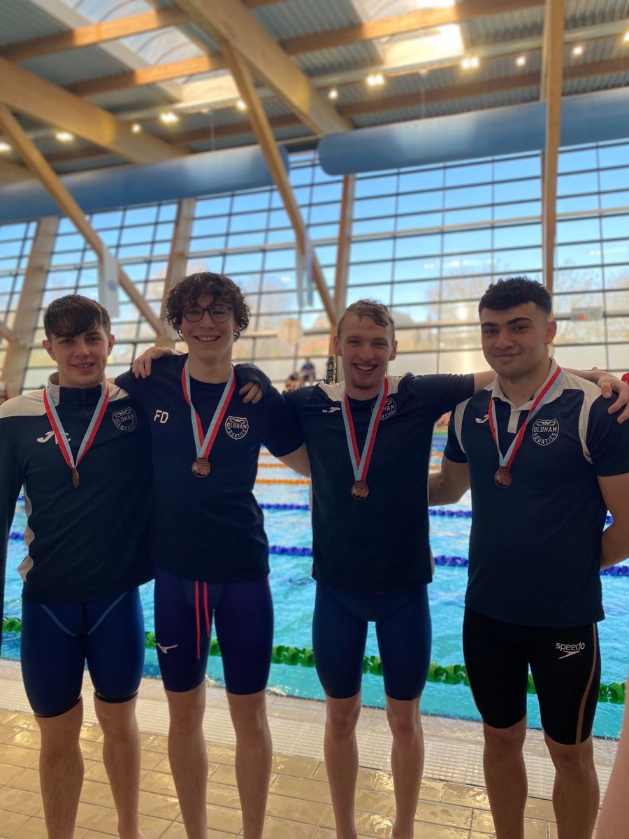 Oldhamaquatics's tweet photo. Bronze in 400 medley relay team for Oldham Aquatics at Summer Regionals. @oclactive #oldhamaquatics #oldham #oneteamoneforce #traintowin #happycoach #swimfast https://t.co/SibF9BxcqP
