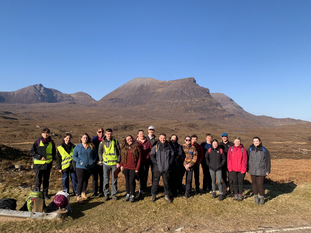 4th years excited for an excellent day mapping in the sun! ☀️