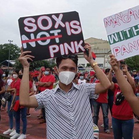 jamesboxed's tweet photo. #SOXisPink https://t.co/yB4xm96YqK