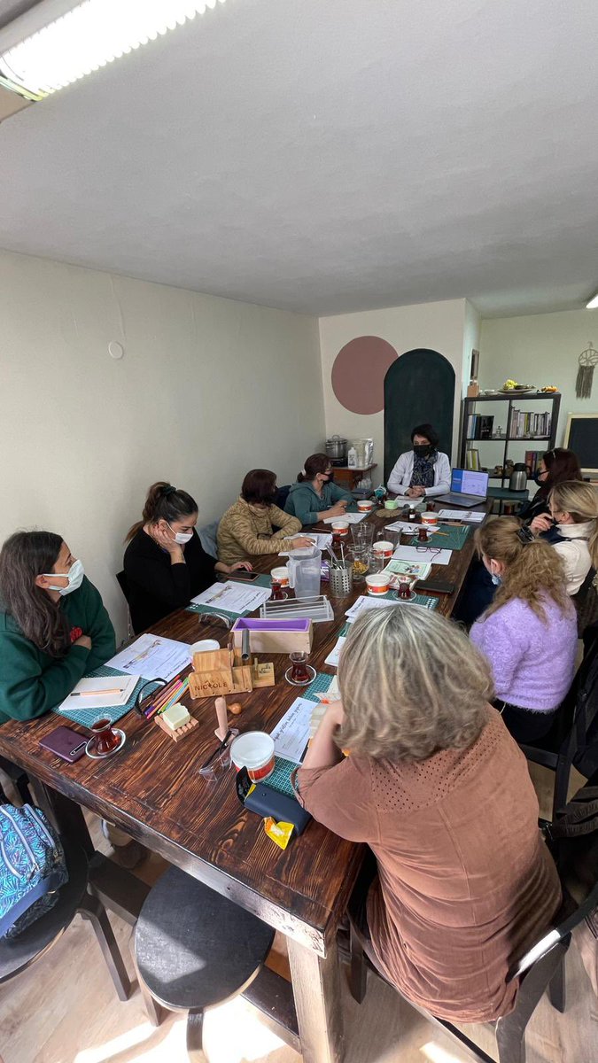 Atölye Doa’da Doğa Çöp Üretmez Derneği Sabun Atölyesi çalışmalarımız 👩‍🏫💦🧽