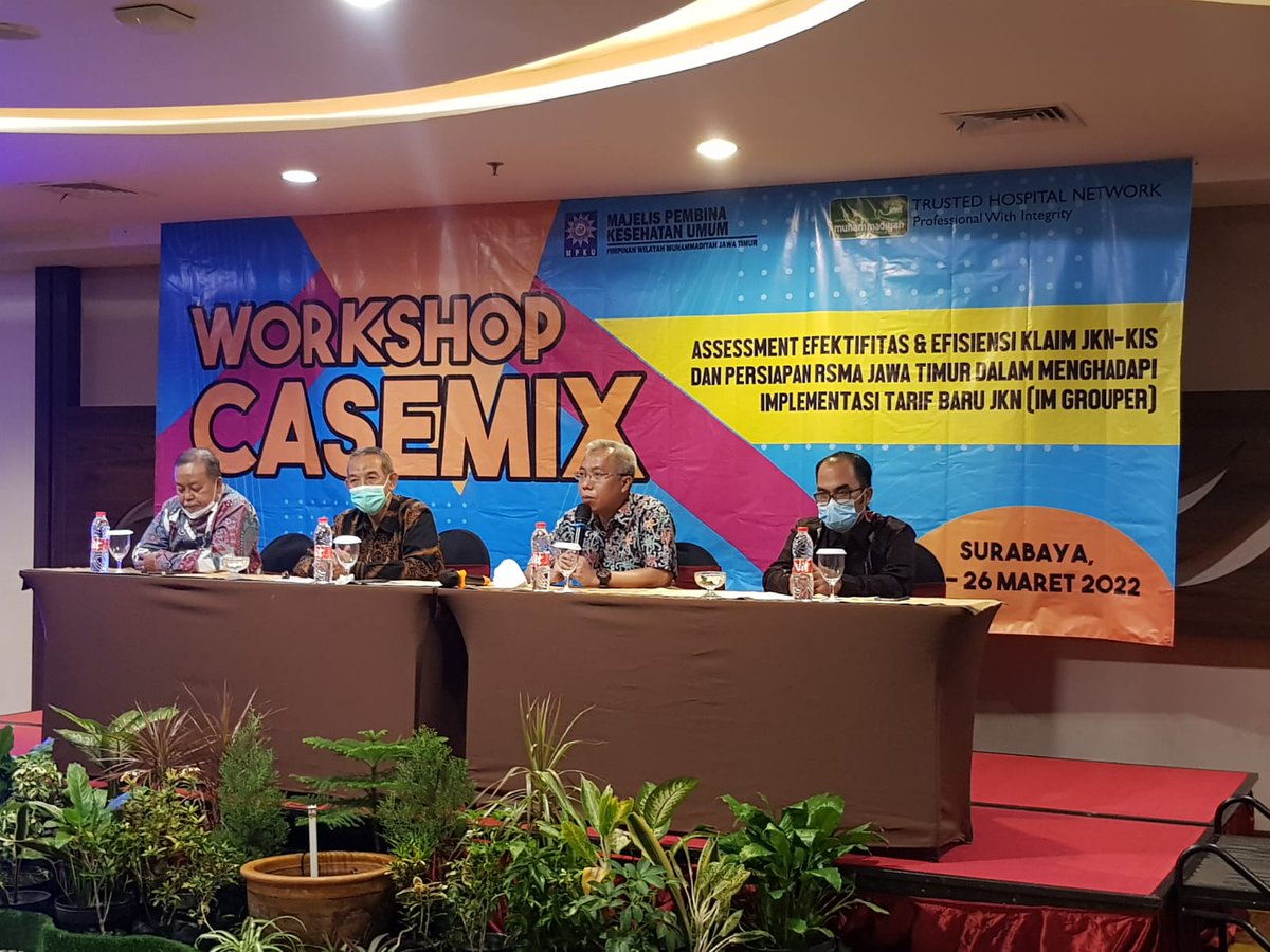 dokter_absor's tweet photo. Salah satu driver perubahan adalah kebijakan, yg harus disikapi oleh RS agar tetap eksis. Begitu juga dg kebijakan BPJS yg akan diberlakukan
#bpjs #casemix https://t.co/Qj19DSkosB