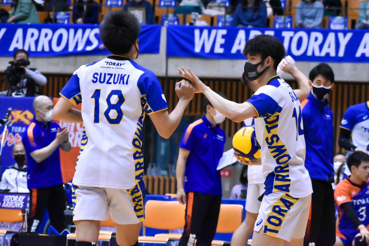 amot411's tweet photo. 22.3.26(日) このはな
#東レアローズ
#東レアローズ男子
#BLUEHOT
#鈴木悠二 選手 #酒井啓輔 選手 https://t.co/pMJ1aG9iq0