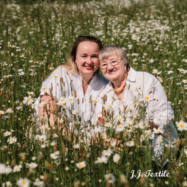 TextileJj's tweet photo. A Mother's love is simply a never-ending commitment to all the lives she shares. Happy Mothers Day
#mothersday #comfort #wrapupwarm #children #loveshared #specialday #loveyourmom #thereforyou #forestretreat #lovedones https://t.co/WDgf9B60De