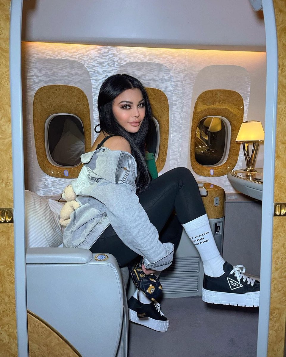 AlArrabcom's tweet photo. ديفا بكل حالاتها...#هيفاء_وهبي 🥰

@HaifaWehbe 

#العراب https://t.co/MUZ0R2GpUs