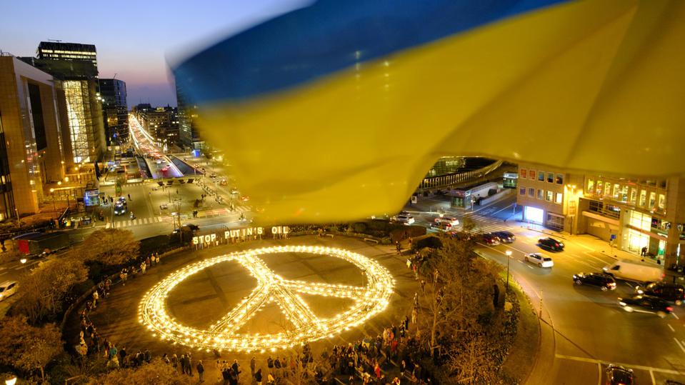 UkraineApes's tweet photo. GM, Slava Ukraini! 

#UkraineApes #UACC #UkraineNFT #UkraineWar 

#NFTProject #NFTdrop https://t.co/vUkZSvFvh1