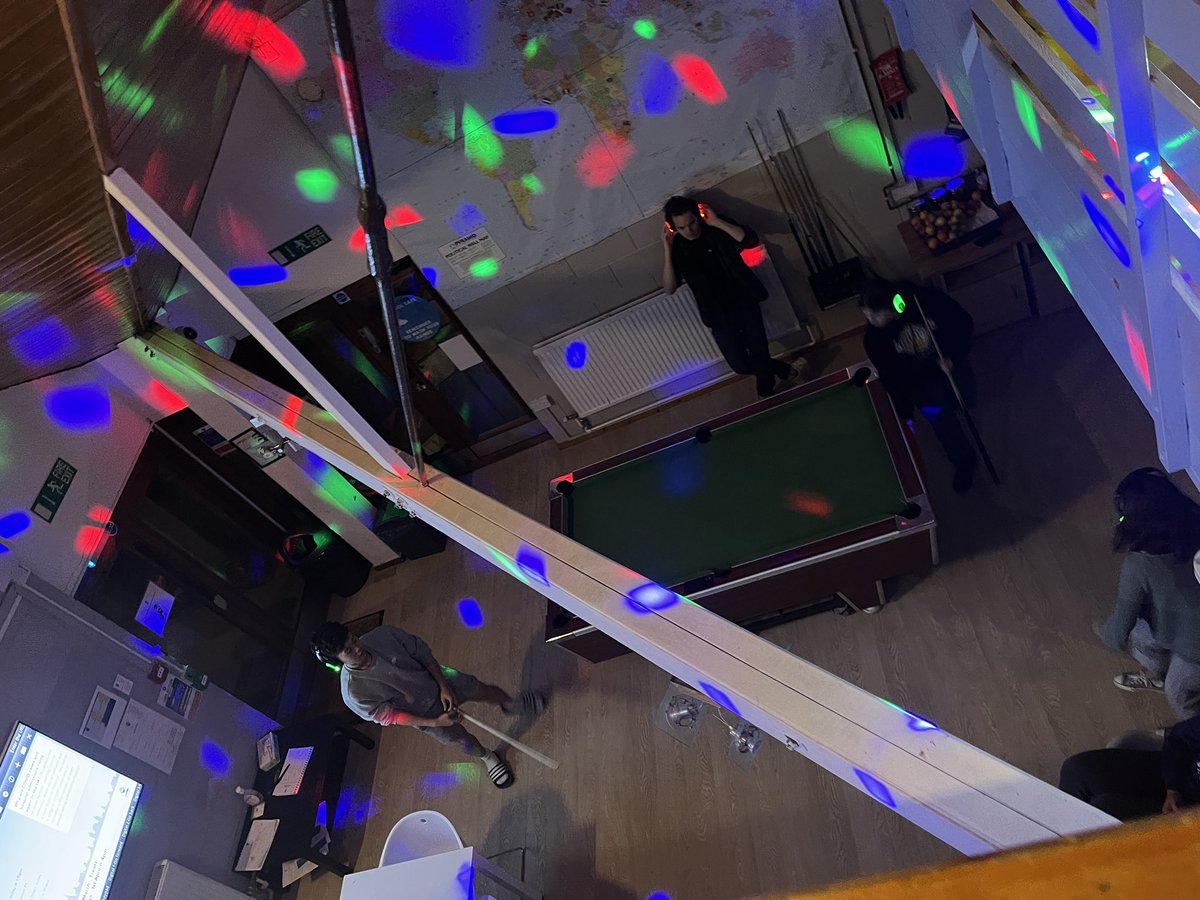 RHB_Boarding's tweet photo. For the final weekend of the spring term, the boarders enjoyed a Silent Disco with @Lokee_Events on Friday evening, a pop-up Coffee shop with Mr T on Saturday morning and then a trip to @kaspasdesserts in Bracknell with Dr M on Saturday evening! #inspiredboarding https://t.co/OL33S1Xk1H