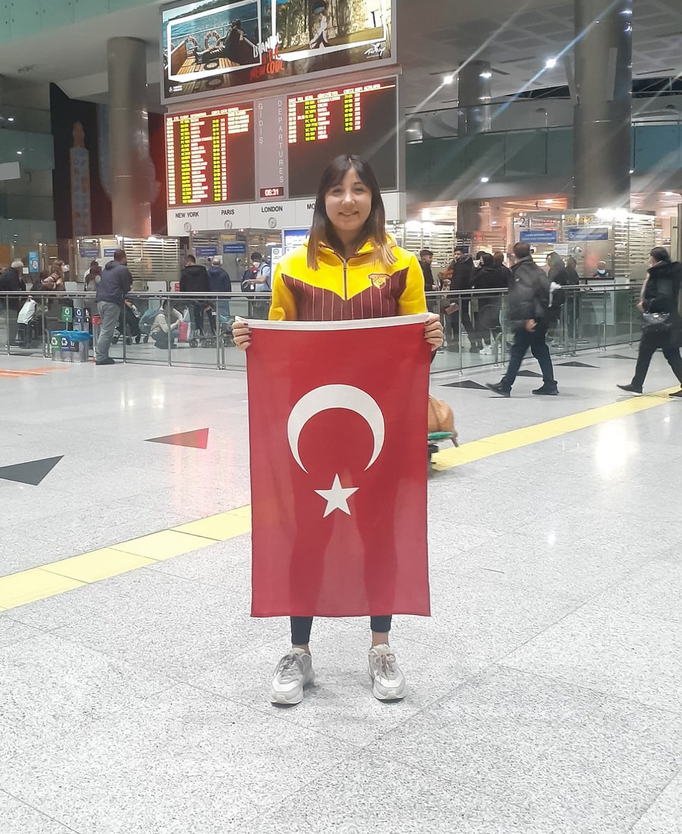 Başarılar Rüzgarın Kızı🤜🤛

🇹🇷Milli sporcumuz Fulya Ünlü, 28 Mart-3 Nisan 2022 tarihleri arasında İspanya'da gerçekleşecek olan Princesa Sofia IQ Foil yarışlarında ülkemizi ve kulübümüzü temsil edecek. 

#GöztepeWindsurf