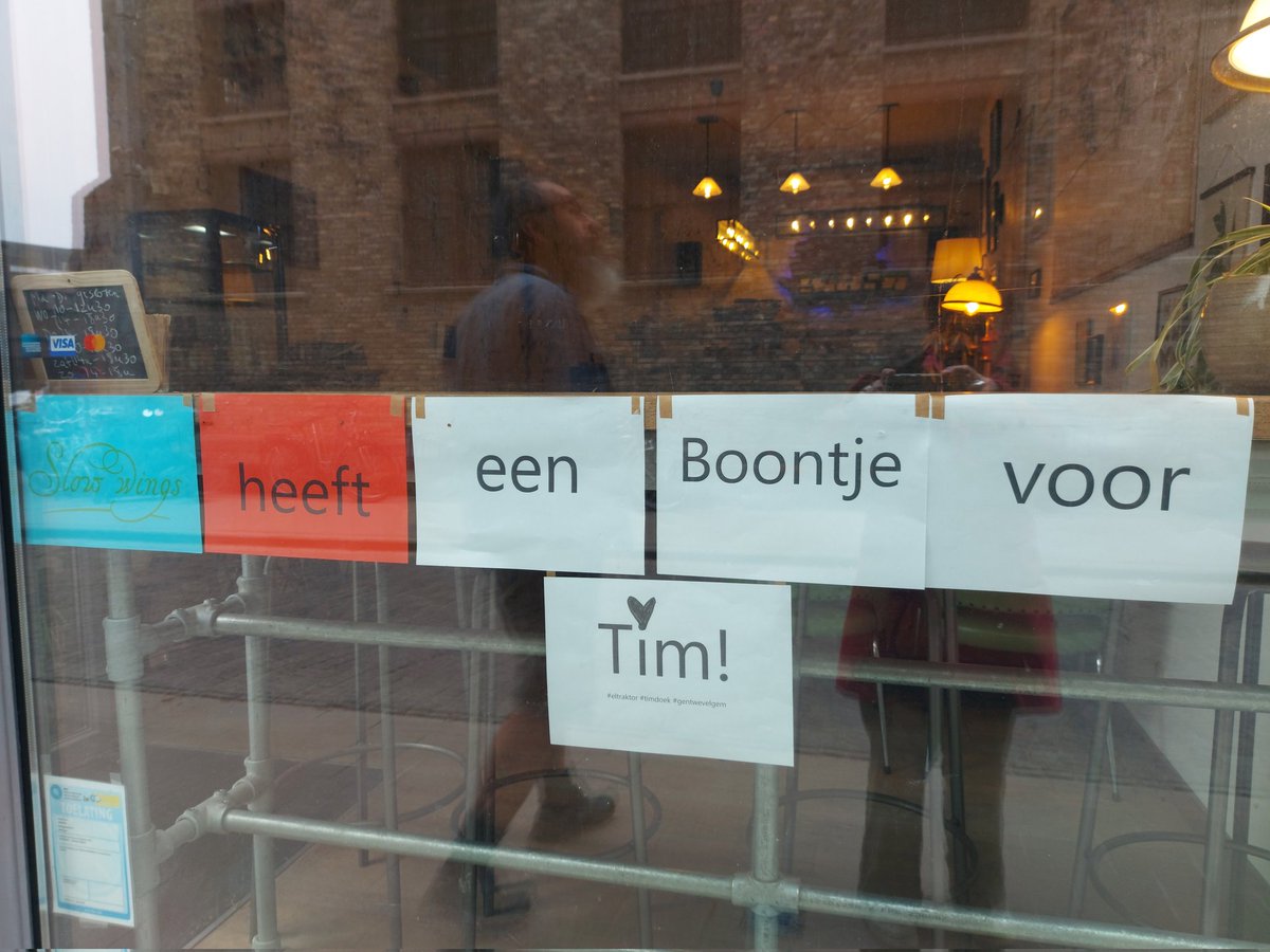 SlowwingsK's tweet photo. De koers is van Ieper maar de koffie is van Slowwings!

Nu open!
Welkom

En @ilde8500 knutselde een Timvlag voor El Traktor, @lindemerckpoel zal content zijn ;)
#koers #koffie #gentwevelgem #timdeclercq https://t.co/9Z0obC6sJN