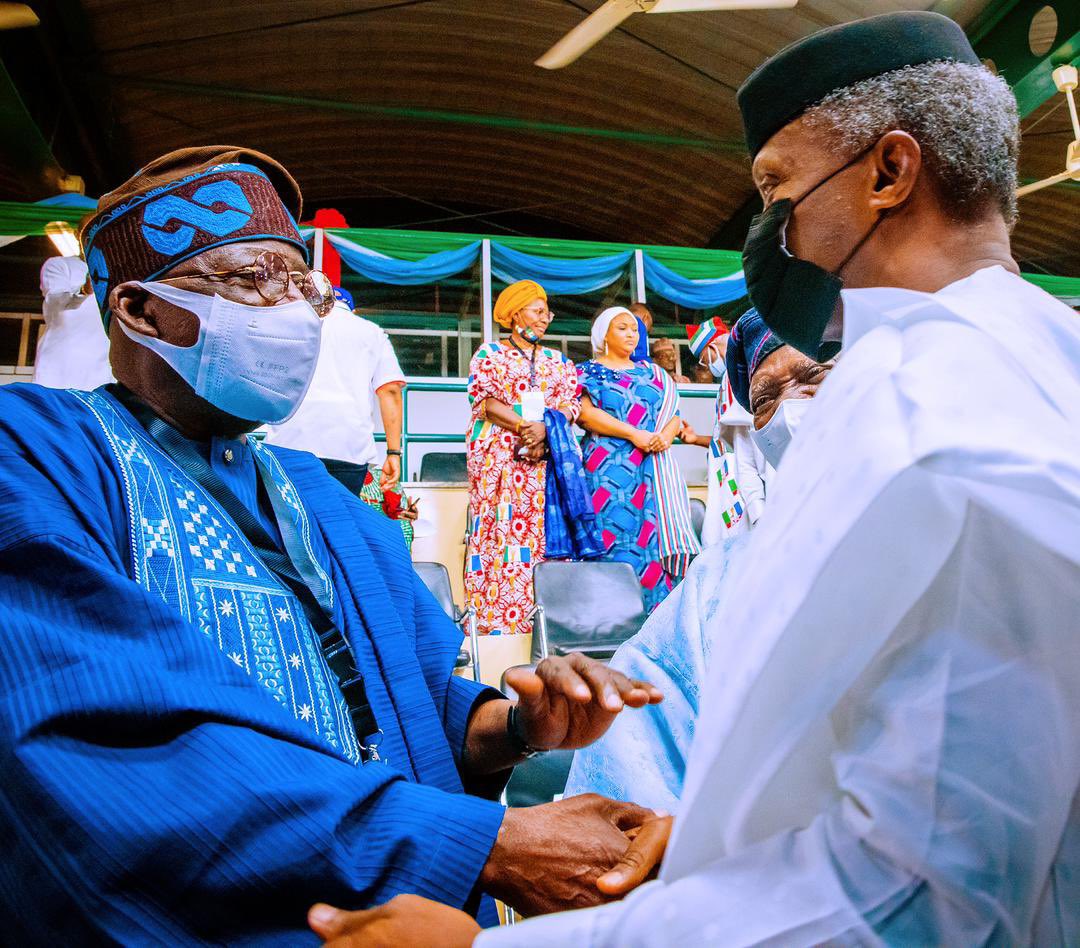 cbngov_akin1's tweet photo. President Buhari, The National Leader of APC, Asiwaju Bola Tinubu, Vice President  Yemi Osinbajo SAN attended the 2022 APC National Convention at the Eagles Square in Abuja. 26th March 2022. 
#APCNationalConvention 

#APCNatConv2022 https://t.co/ITsbJuvJDI