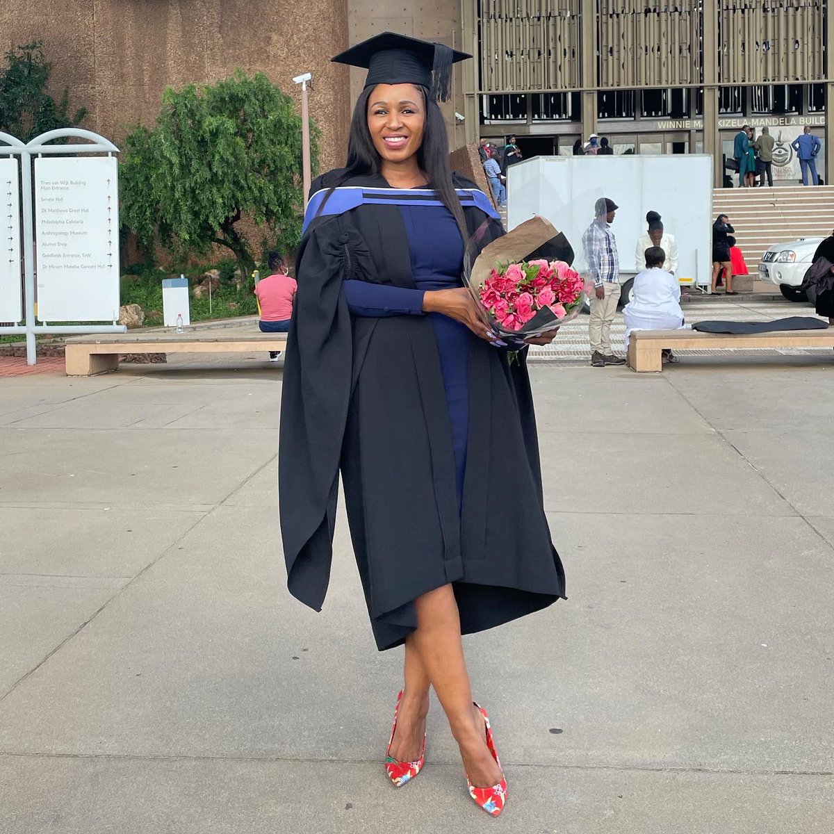 fefeada's tweet photo. @unisa Thank you so much for giving me an opportunity to study in your institution from higher certificate to a post grad, but most importantly I would like to express my sincere gratitude for awarding me with Unisa Postgraduate bursary it assisted a lot🙏
#bcomhonsIOP 🎓🎓🎉🎊🎈 https://t.co/fpzjPMDVed