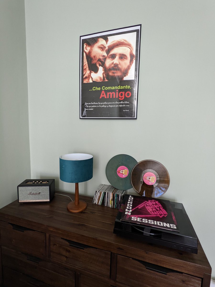 AyrDelighted's tweet photo. Roll up, roll up.... Get your interior design matched coloured vinyl copy of #TheLockdownSessions from @GlasgowStPauli and @LoveGlasgow_ ....hurry! Last few on sale now! 📢🎶
#HomesUnderTheHammerAndSickle
#FascistNeedNotApply
#RefugeesWelcome 💚🤎 https://t.co/hnI9sN0Lkl