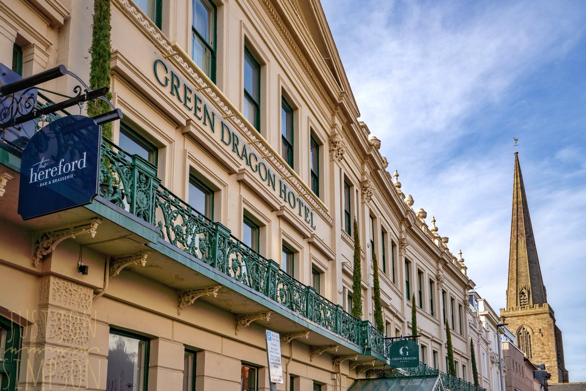 Jon Simpson tweet media