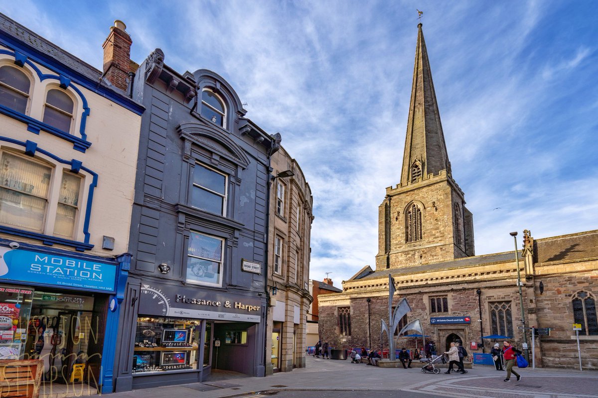 Jon Simpson tweet media