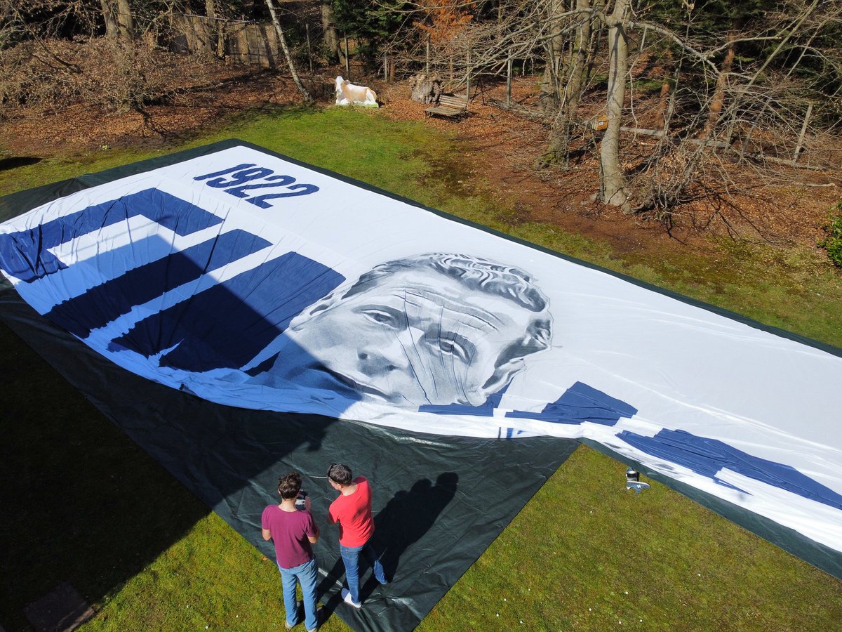 FootballFlags's tweet image. Stunning aerial shots of the new #stf100 surfer for @pneonline. We will be heading to @pnefc early next week! #bigflag #footballflags