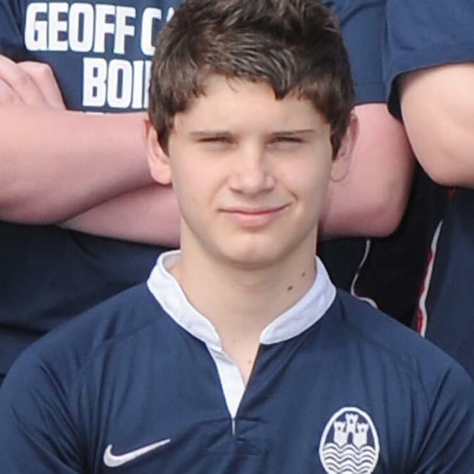 Benjamin Peter Robinson ♥️
There are no tests in schoolboy rugby.

It’s always been Recognise and Remove not Diagnose and Remove.

If you feel confident enough diagnosing Brain Injuries on a pitch start working in ICU.

Never take the word of a suspected brain injured player. 👍