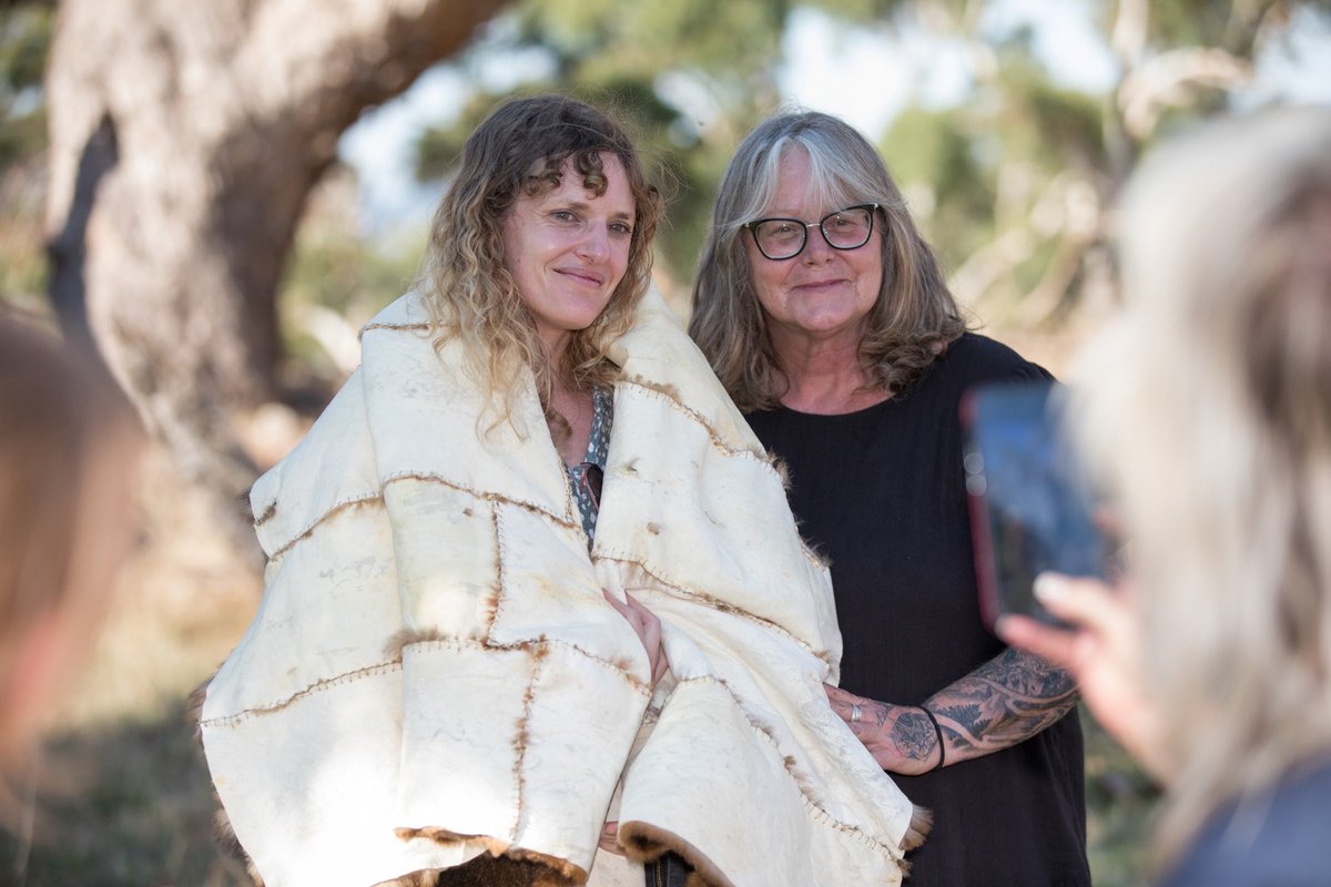 AnotherVista's tweet photo. I am so proud that the Macedon Ranges Autumn Festival opened this weekend with three seperate Welcome to Country ceremonies on Dja Dja Wurrung, Taungurung, and Wurundjeri Woi Wurrung Countries. 1/2 https://t.co/CsgCyT5svF