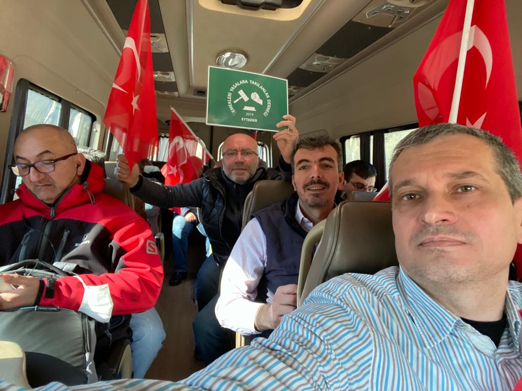 Eytadernegi's tweet photo. @Eytader_SKinali @EytaderTknmzKlm @Akparti @RTErdogan @NumanKurtulmus @fuatoktay @fahrettinaltun @MustafaSentop @HMBakanligi @ailevecalisma @vedatbilgn @Sosyalpolitika3 @Hayati_Yazici @erkankandemir @drbetulsayan @nurettincanikli @jsarieroglu @leylasahinusta @selvacam @nacibostanci @mehmedmus @turanbulent @AvOzlemZengin @akbasogluemin @avcahitozkan @tbmmakpartigrup @AvHalilFirat @avabdullahguler @ahmetkilic16 @recepozel32 @halisdalkilic @cihanpektas1 @TES_IS @tes_is_sendika @basiniscileri @deritekssendika @tumtis_sendika @TURKBELEDIYEIS @TGS_org_tr @Guvenlik_is @TurkHarbIsSendk @DEMIRYOLIS @tezkoopissndk @KOOPISSENDIKASI @Yolissendikasi @Kristal_Is @selulozis @TEKSIF @diskgidais @GENELMADENIS HAK diye çıktığımız yolda her kapıyı çaldık, tüm kapıların da sonuna kadar bize açık olduğunu gördük.
Çalarsan kapı açılır, anlatırsan muhatap alınırsın dedik.
Haklılığımızın verdiği bu güç ile emin adımlarla çıktığımız bu yolda. tüm mağdurlarla birlikte
#SakaryaÇalıştayındayız https://t.co/bCoYquh4nF