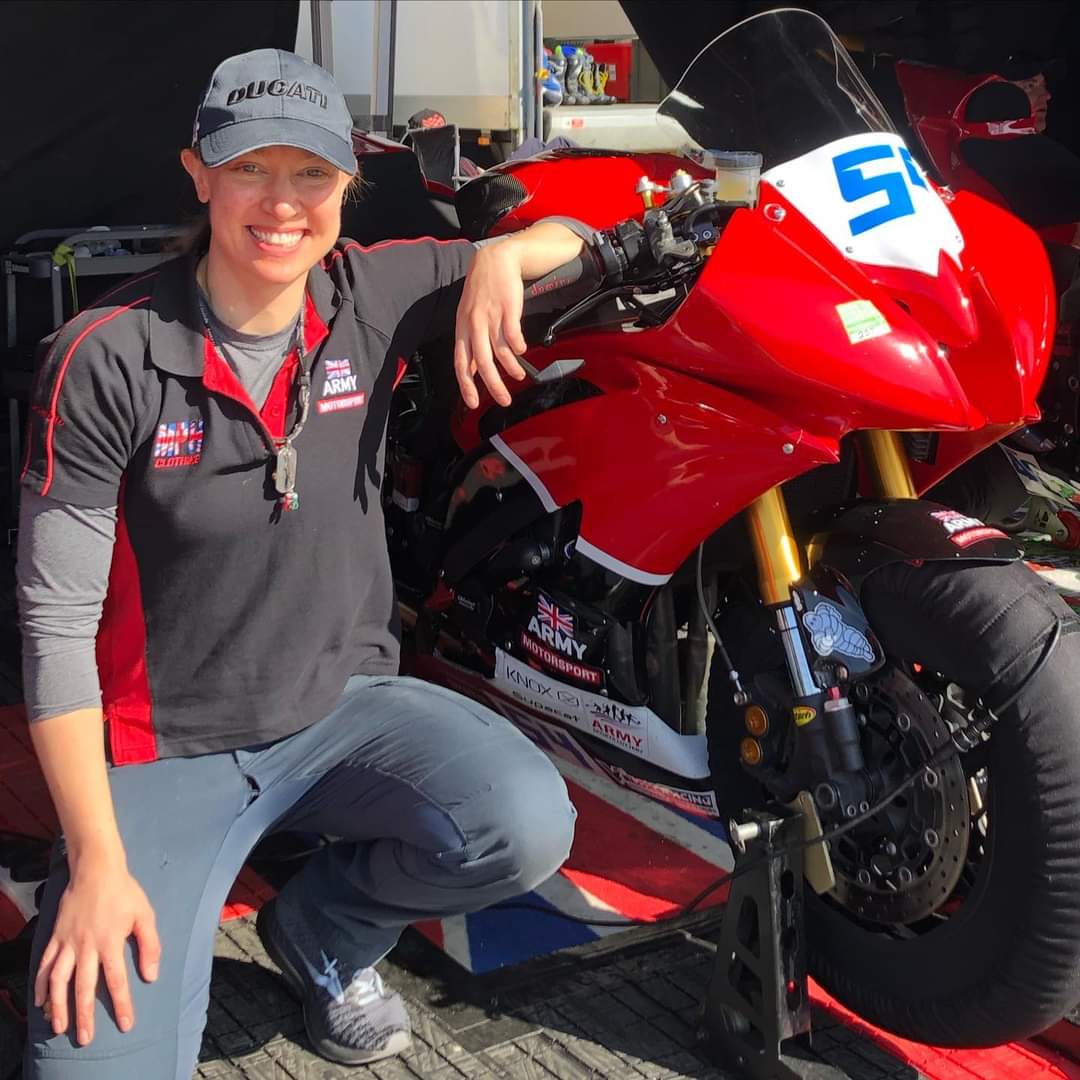 PatchRacing's tweet image. best of luck to @PatchRacing supported riders Ryan Strafford (supertwins gp2) and Lara Small (military races) at @thundersportgb @thundercomgb this weekend #fullsend