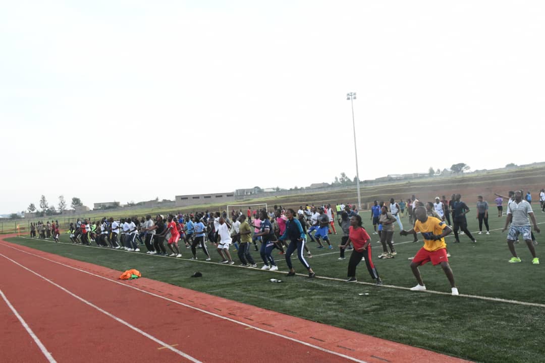 NyagatareNyc's tweet photo. Uyu munsi mu Karere ka Nyagatare hakozwe #CARFREEDAY Kandi yitabiriwe n'abaturage ndetse banapimwa indwara zitandura no gukingira #Covid 19 @NyagatareDistr @YouthCultureRW @RwandaYouth @Rwanda_Sports https://t.co/4Ks5Btvp1A