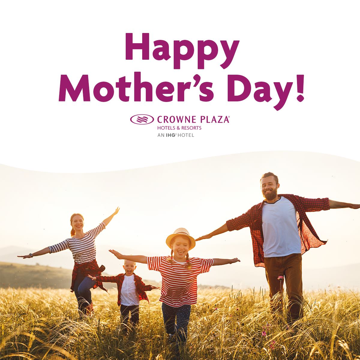 A very 𝑯𝒂𝒑𝒑𝒚 𝑴𝒐𝒕𝒉𝒆𝒓'𝒔 𝑫𝒂𝒚, from all of the team at Crowne Plaza Felbridge. 💜

#HappyMothersDay #MothersDay #EastGrinstead