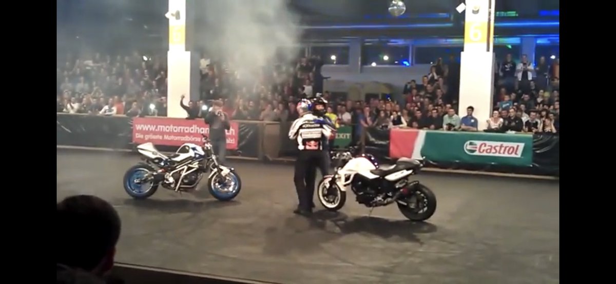 One of my favourite show performances with Chris Pfeiffer (we were asked last minute to come up with a routine and perform a finale show together)
I will be forever grateful for your friendship and huge inspiration to me 🤙🏼 youtu.be/dVmg9IL0jK4