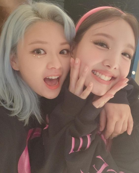 cafe4ggs's tweet photo. order: cookies
for: @NAYEONSC4T

from: 2yeon
message 💌: hi!! have a nice day<33 https://t.co/Rlk6WlSV6m