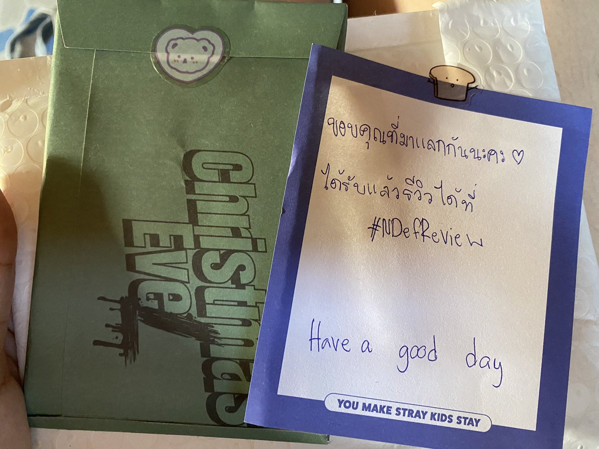 ymmprch's tweet photo. ได้รับลีโนวแล้วนะคะ ขอบคุณที่มาแลกกันนะคะ 🎀🎀 ของแถมน่ารักนุ้บนิ้บบ #NDefReview https://t.co/QUozcW47W6