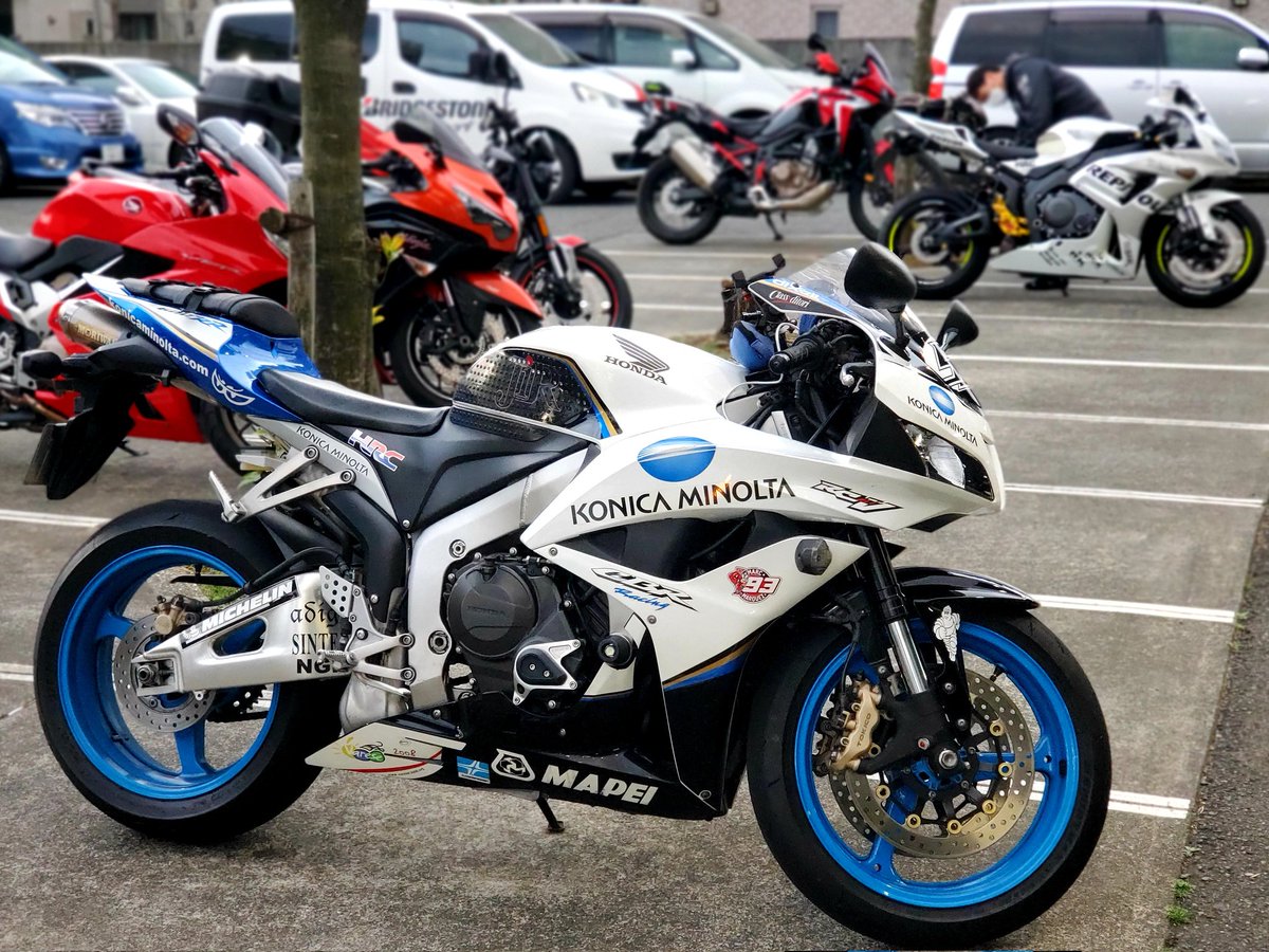 karokarotaro's tweet image. 今日は中野さんにサインもらえてラッキーだったしモーターサイクルショーなのに色々動物いた気がするww

本日の走行距離95km、18.2km/Lでございました。お疲れ様でした🙇

#モーターサイクルショー
#ちぃたん☆  #MCS2022