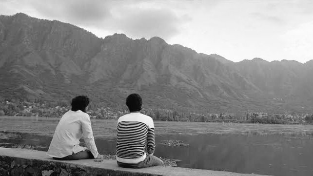 kbryllc's tweet photo. "Intizaar...
Lamba intizaar...
Bas thoda aur intizaar..."
“Izhaar se nahin intezaar se pata chalta hai,
Mohabbat kitni ghehre hai.”
💔
#LailaMajnu #Intizaar https://t.co/fYMZVHaLAv