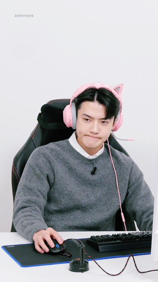 sehunpicture's tweet photo. #세훈 #SEHUN https://t.co/VoEi0nQldi