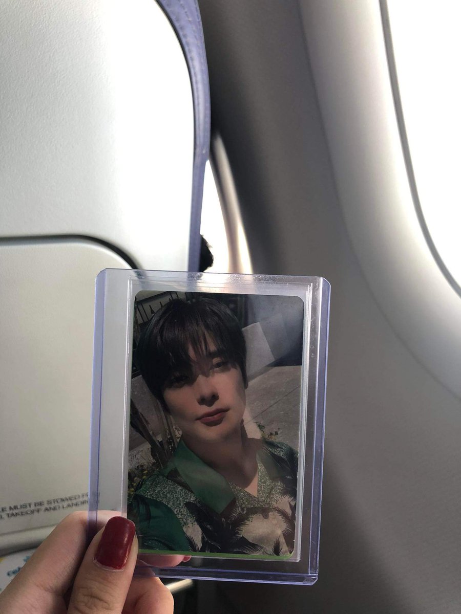 jaehwinks's tweet photo. day and night w my loml <3 https://t.co/2Xztf4vmSN