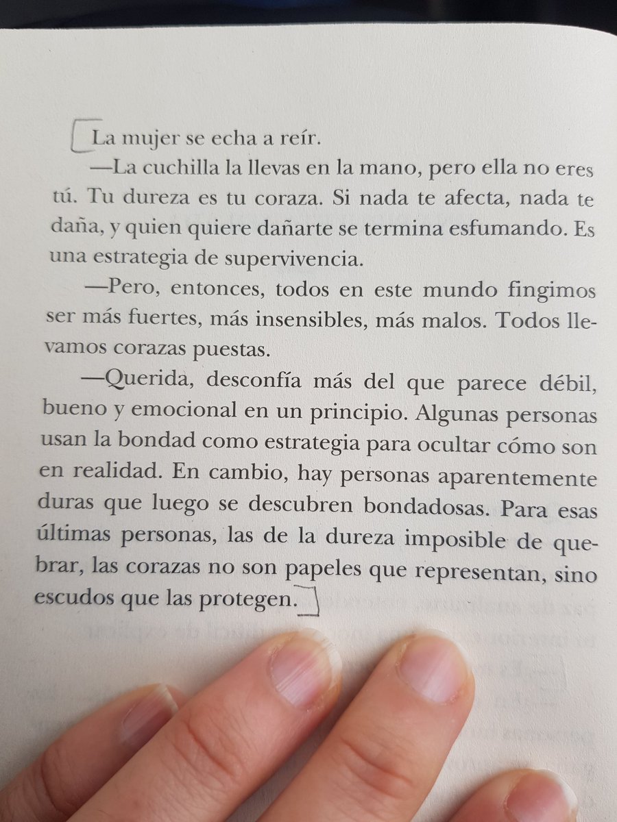 Yol_MC's tweet photo. Gracias, @bebi_fernandez , por explicar el por qué de los escudos... https://t.co/z5brZDBgHL