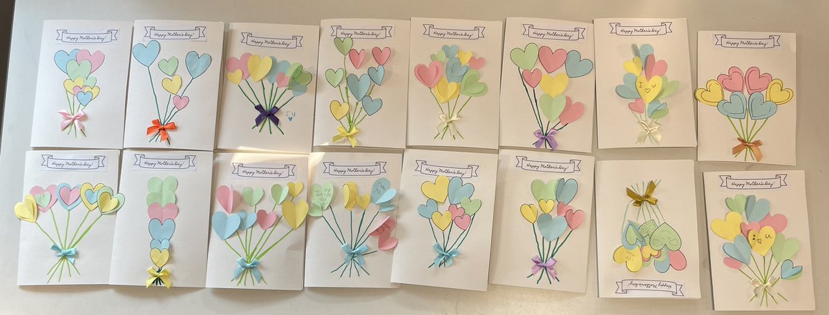 WPSYr4Melyn's tweet photo. Happy Mother’s Day to all our special ladies! Love how unique our cards are💗💐 #MothersDay #MothersDay2022 #expressiveartsWPS @WillowtownPri https://t.co/FHEt8GY3E0