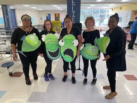 Character day at KES!!! Piranhas   don’t eat bananas <a href="/tcherlibrarian/">Summer Pittman</a>