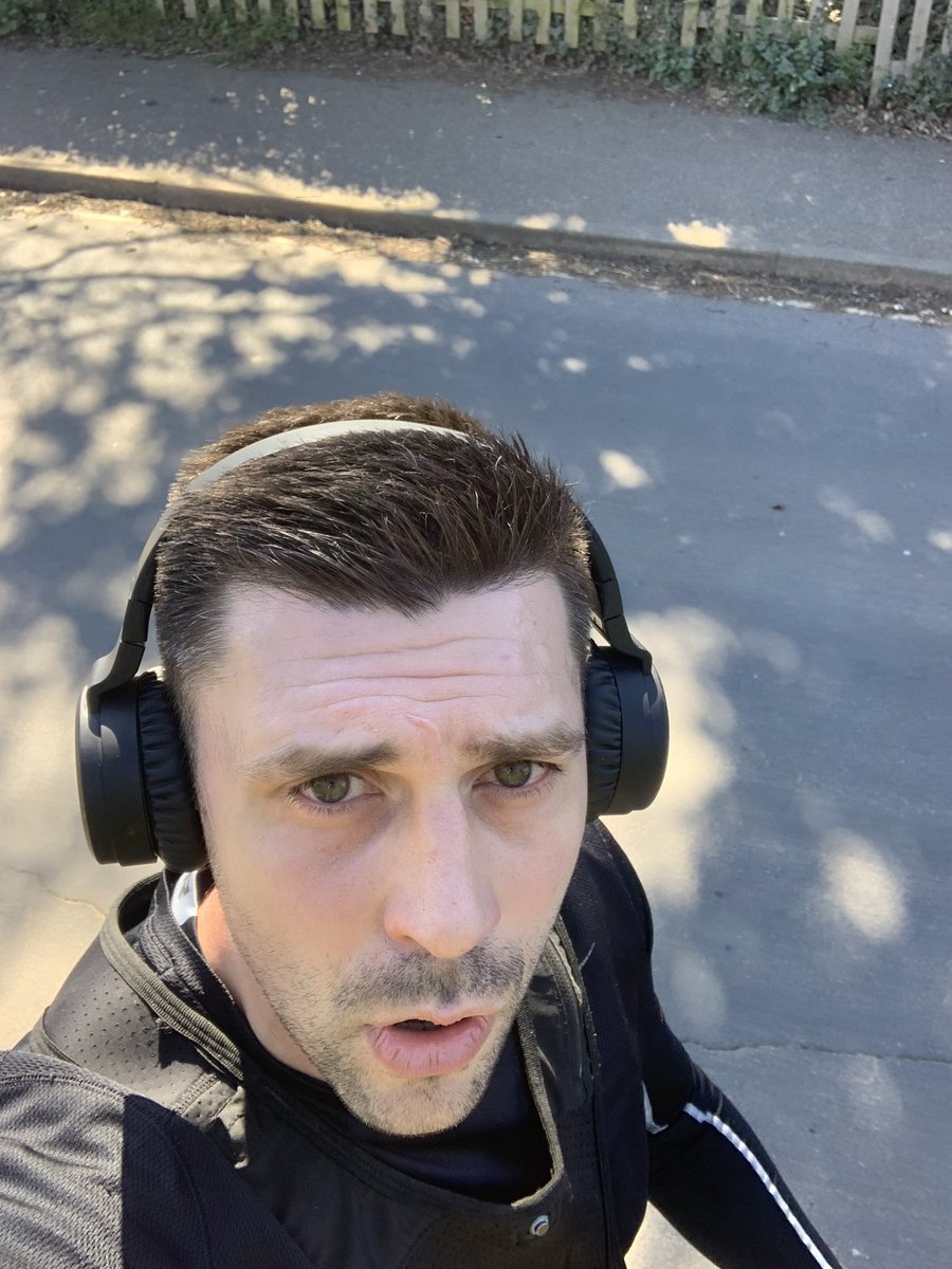 seanmarks10's tweet photo. Nothing like a midday run on the hottest day of the year so far!!!! 🥵🏃🏻 #rapid #oldmanrunning look at this for a set @DJEZOfficial @BLive #goodolddayz https://t.co/vJBV8DHVJV