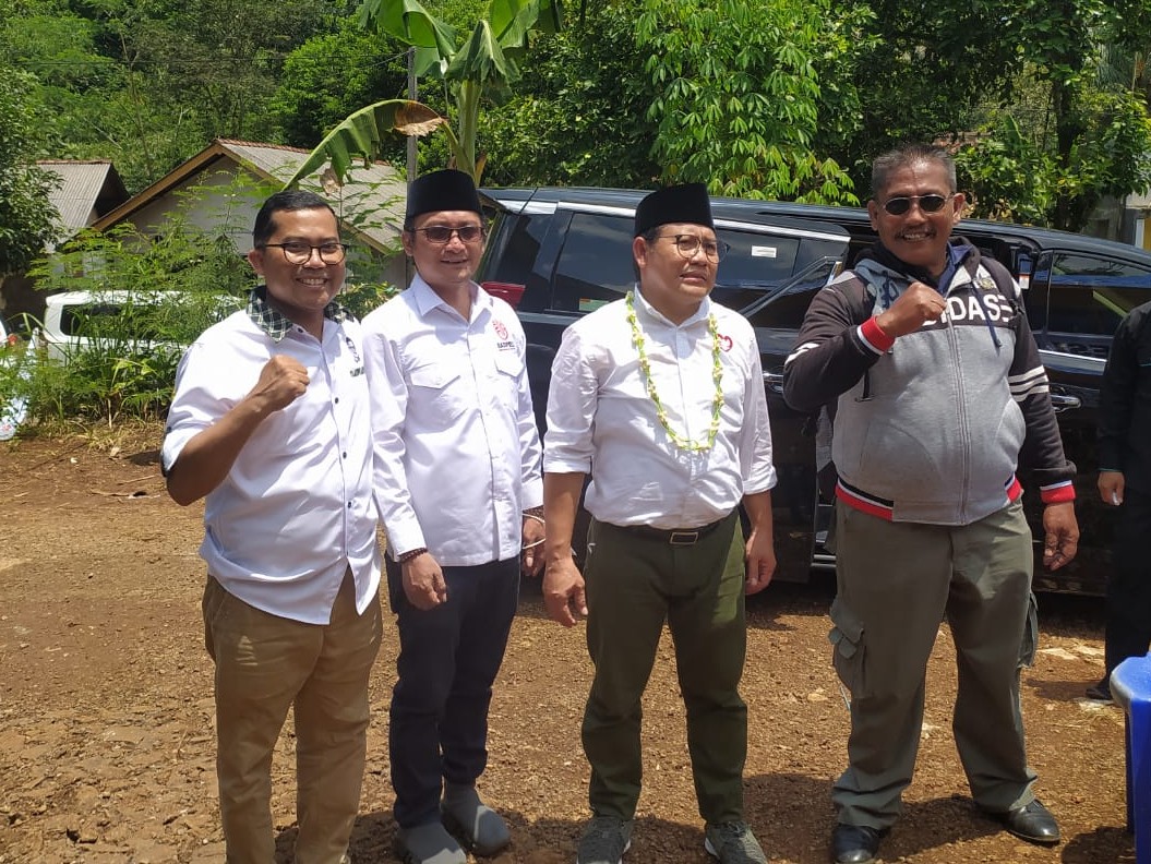 Komitmen Kedaulatan Pangan Gus Muhaimin Bersama Rakyat
Desa Margaharja Kec.Sukadana, Ciamis
#GusMuhaiminPresiden2024 
<a href="/cakimiNOW/">A Muhaimin Iskandar</a> 
<a href="/EmHasanuddin/">M Hasanuddin Wahid</a> 
<a href="/DPP_PKB/">DPP PKB</a> 
<a href="/dpwpkbjabar/">DPW PKB JABAR</a> 
<a href="/SyaifulHooda/">Syaiful Huda</a> 
<a href="/AcepJamaludin01/">Acep Jamaludin</a>