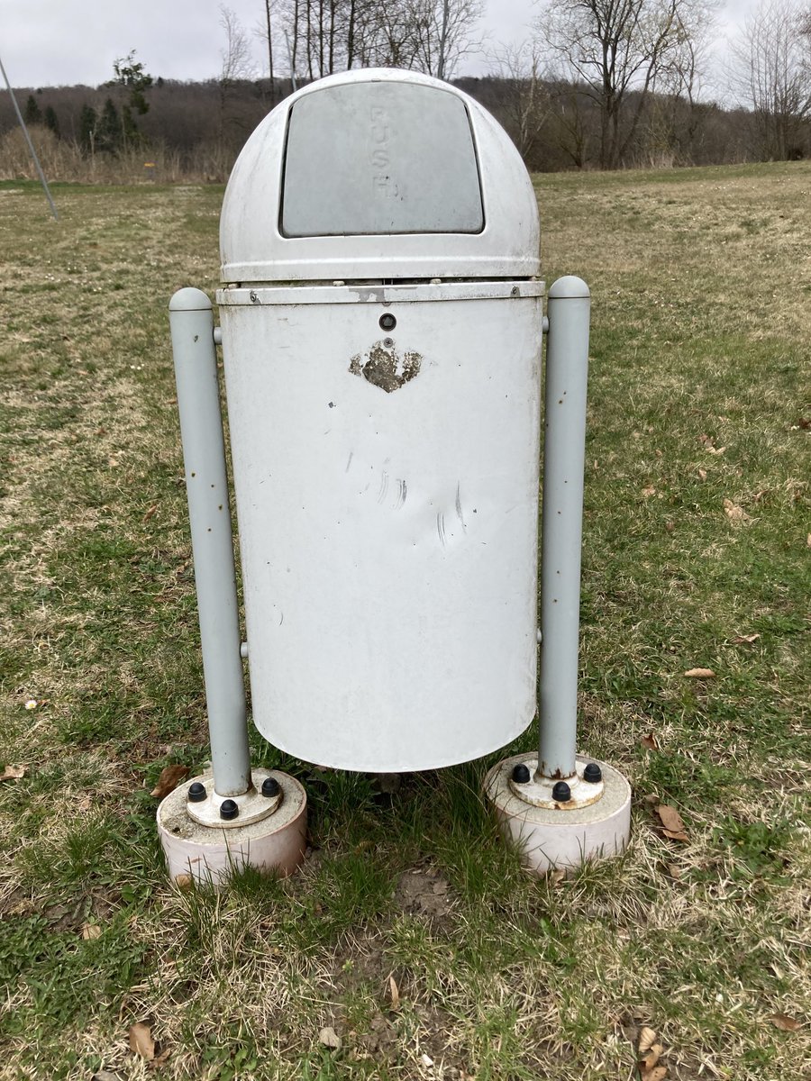 R2D2 ist auch nicht so gut durch die Pandemie gekommen.